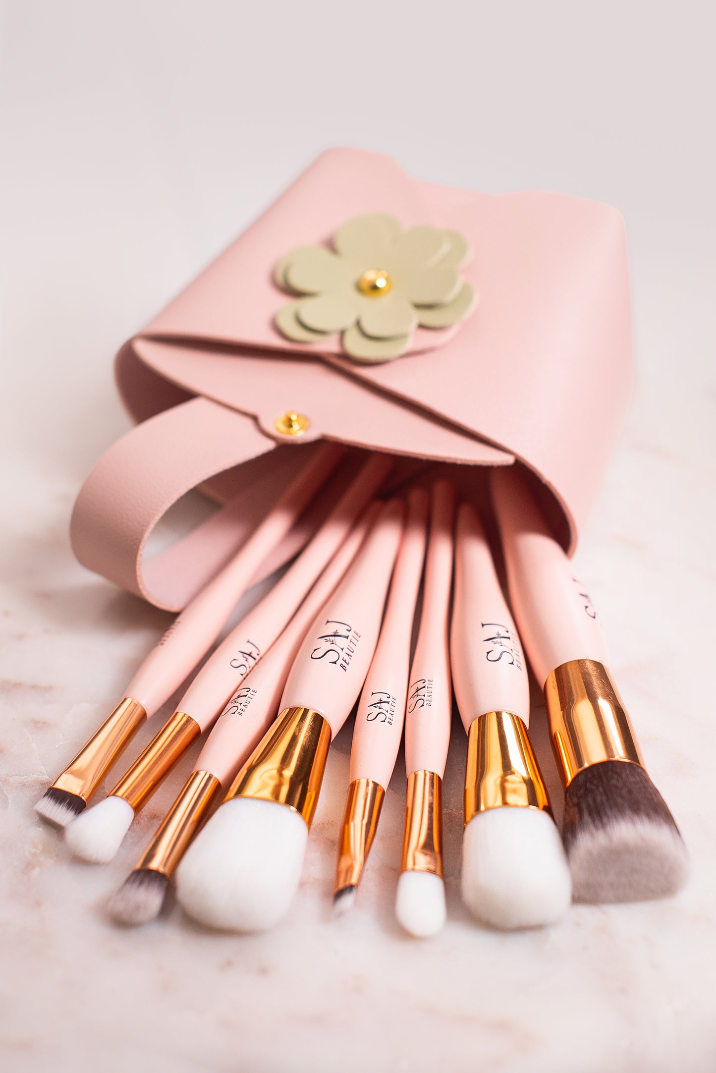 Prime Rose Brush Set